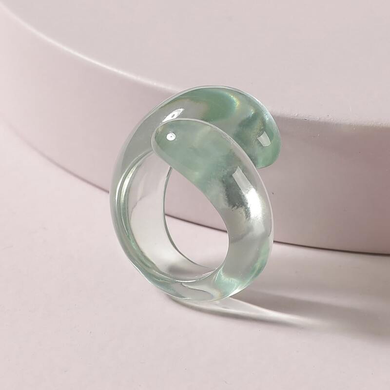 

1pc Clear Ring, Green