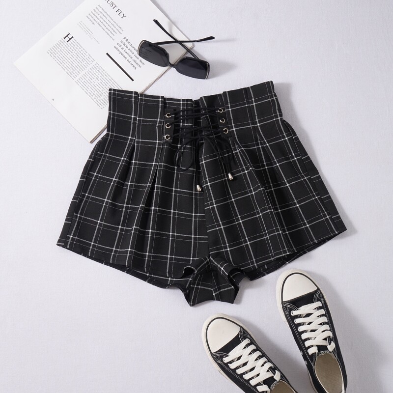 

Plaid Lace Up Shorts, Black