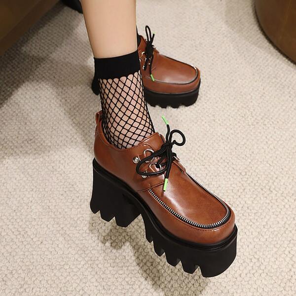 

Lace Up Front Platform Oxford Pumps, Brown