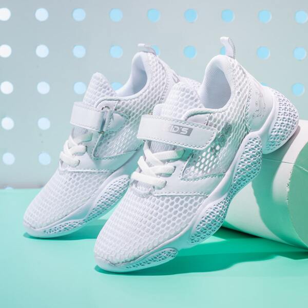 

Girls Letter Graphic Mesh Sneakers, White