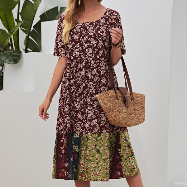 

Ditsy Floral Ruffle Hem Dress, Multicolor