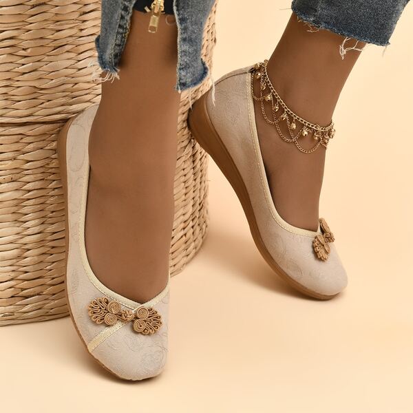 

Chinese Buckle Loop Decor Flats, Beige