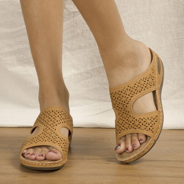 

Minimalist Hollow Out Slide Sandals, Rust brown