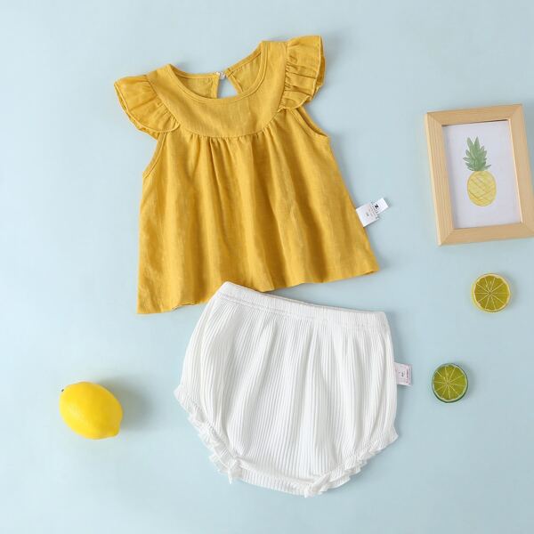 

Baby Girl Ruffle Trim Blouse & Shorts, Multicolor