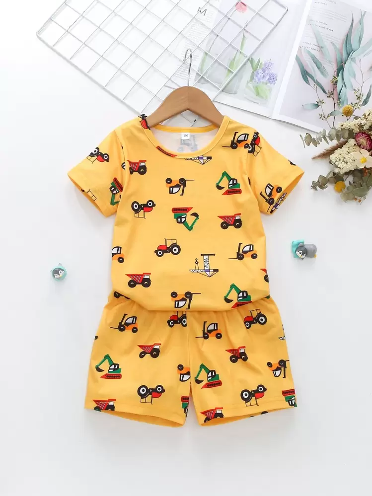 SHEIN Young Boy Cartoon Graphic Tee With Shorts - Yellow - View 1