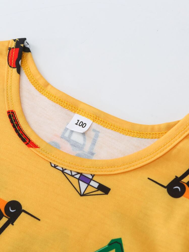 SHEIN Young Boy Cartoon Graphic Tee With Shorts - Yellow - View 3