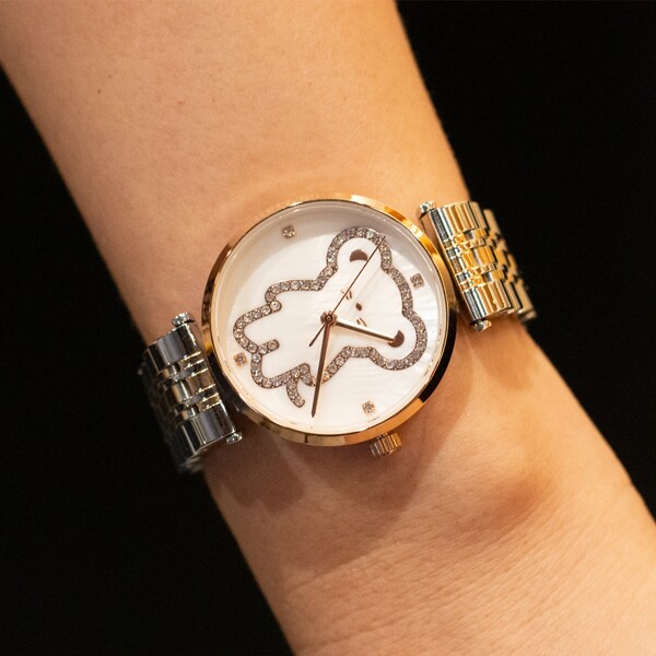 

Rhinestone Decor Round Pointer Quartz Watch