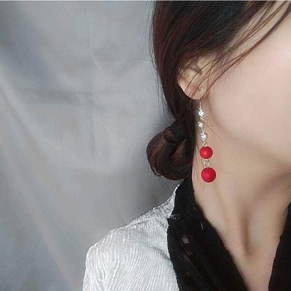 

Zircon Decor Drop Earrings, Red
