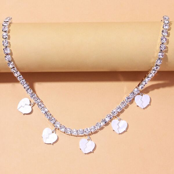 

Heart Charm Rhinestone Decor Necklace, Silver