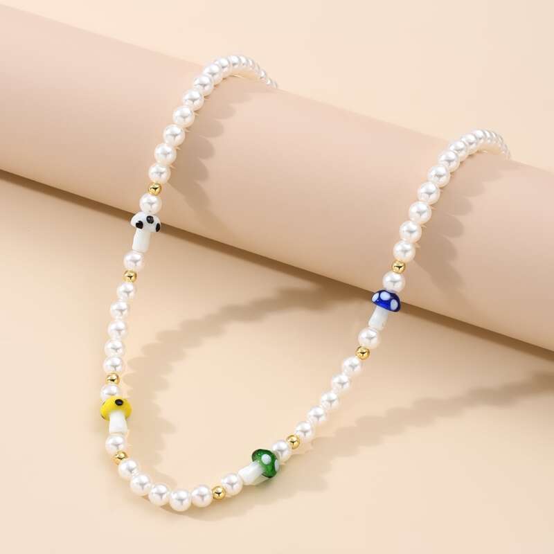 

1pc Mushroom Detail Faux Pearl Beaded Necklace, White
