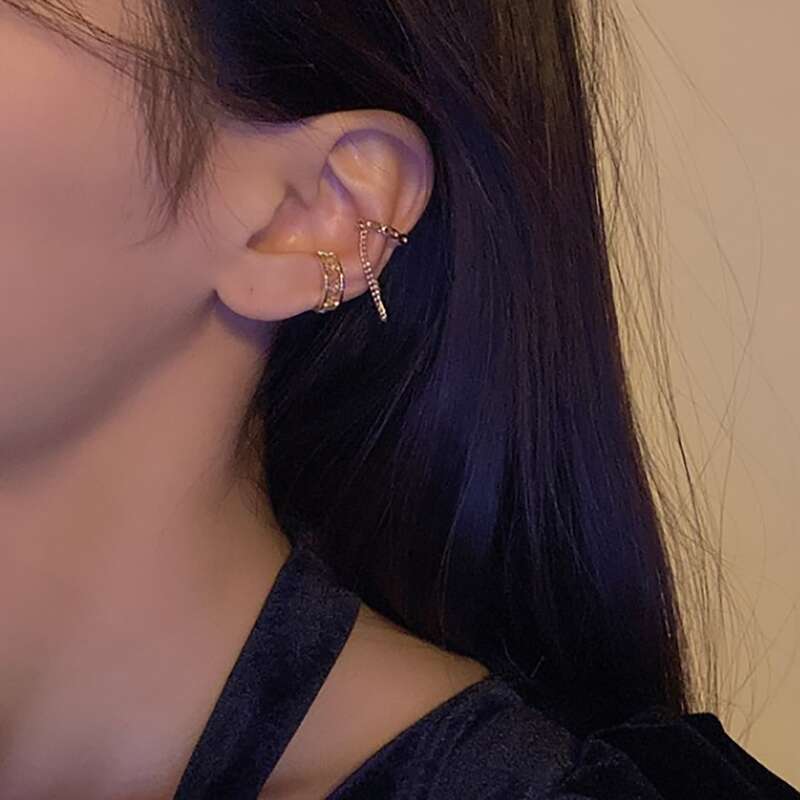 

2pcs Hollow Out Ear Cuff, Gold