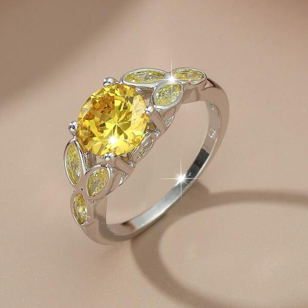

Zircon Decor Ring, Silver
