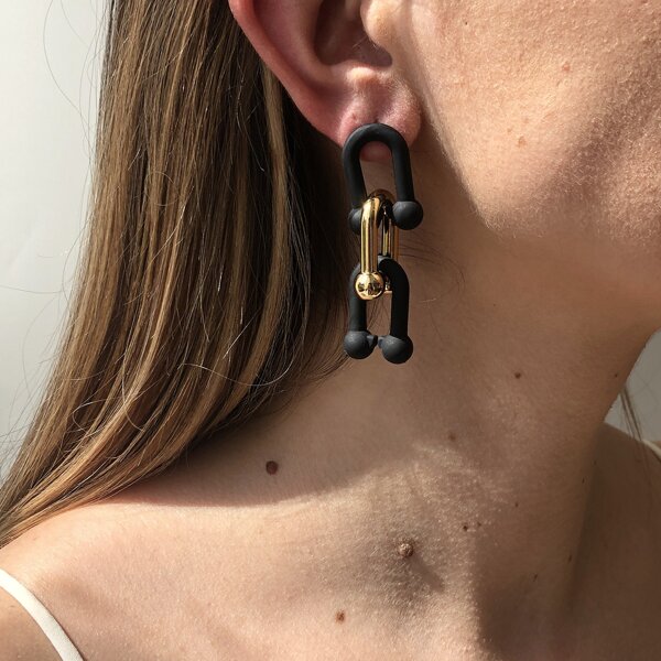 

Link Drop Earrings, Black