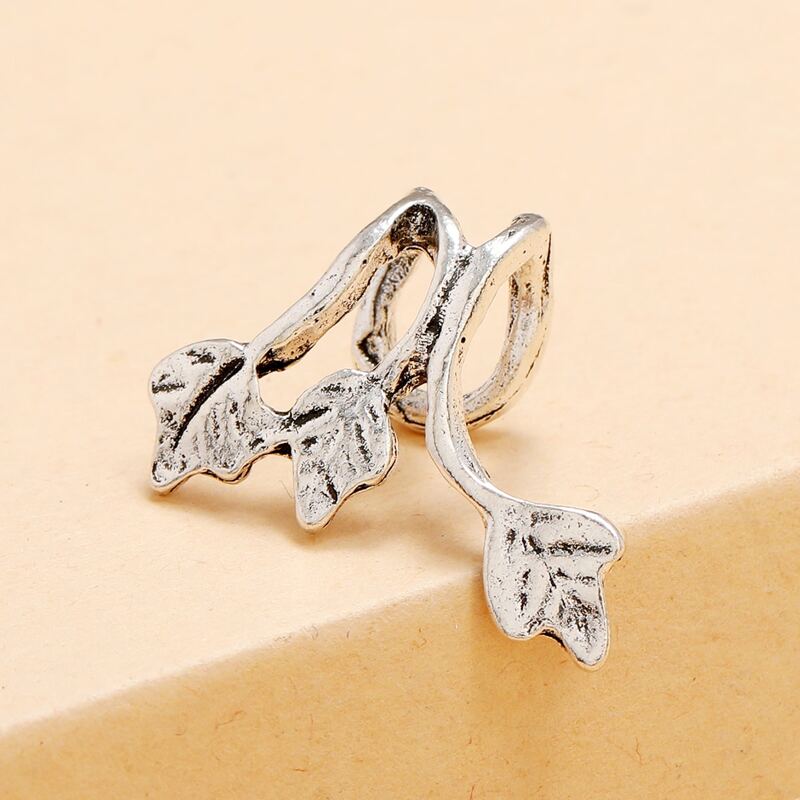 

1pc Leaf Ear Cuff, Antique silver