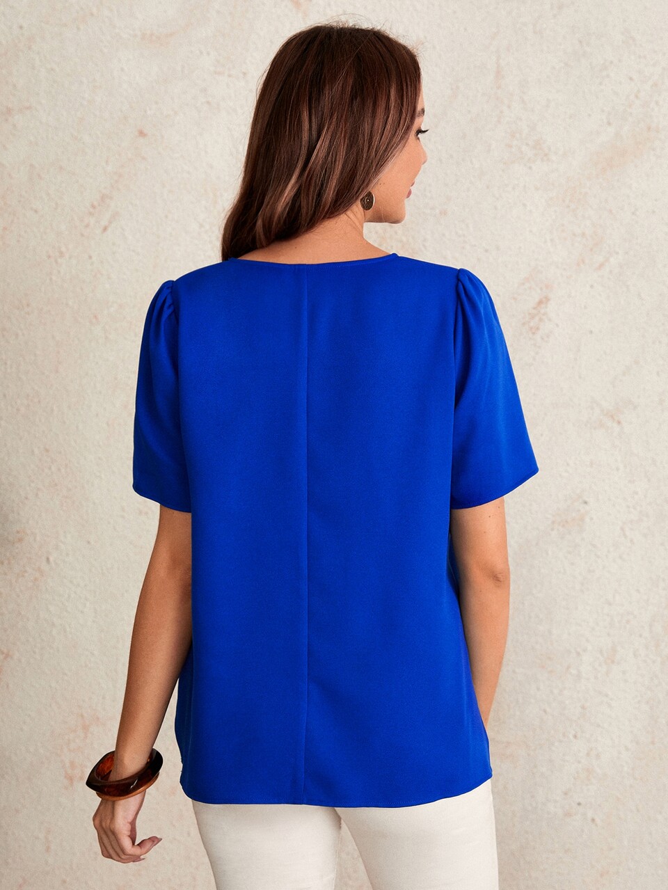 Scallop Edge V-neck Solid Top