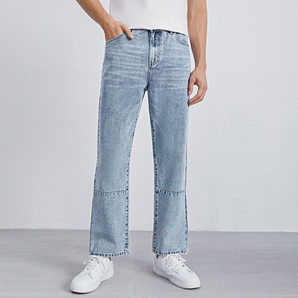 

Men Light Wash Straight Leg Jeans