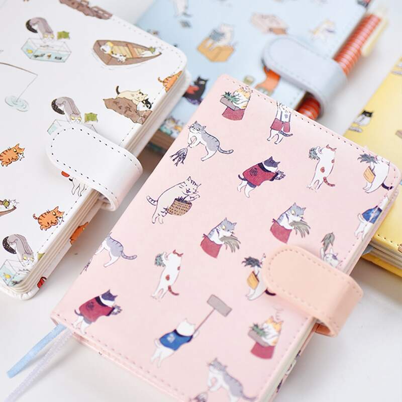 

1pc Cat Print Random Notebook, Multicolor