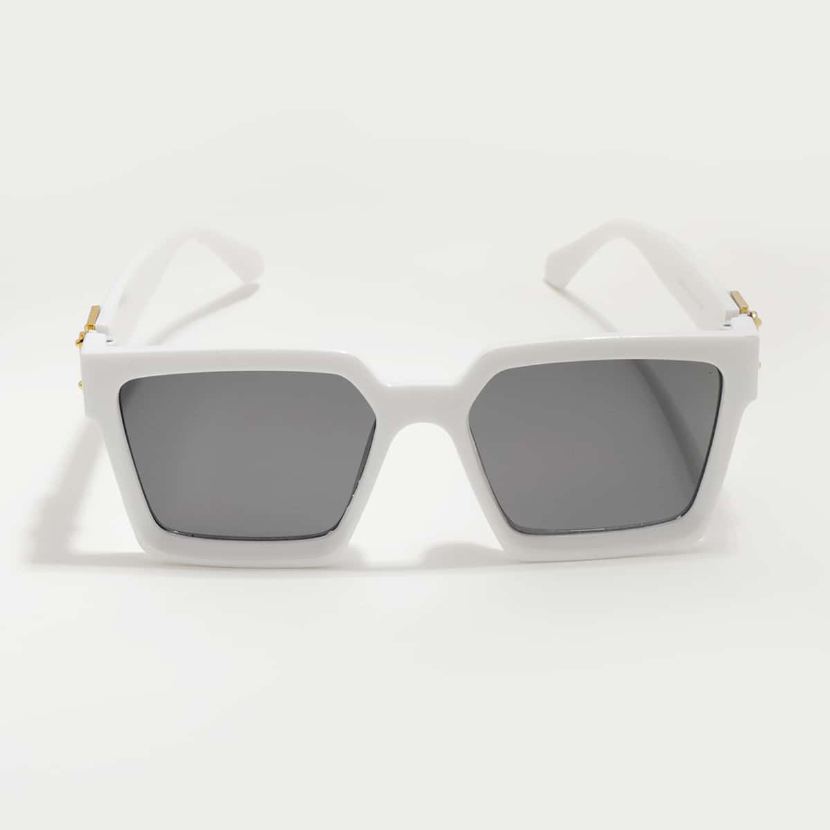 

Square Frame Sunglasses
