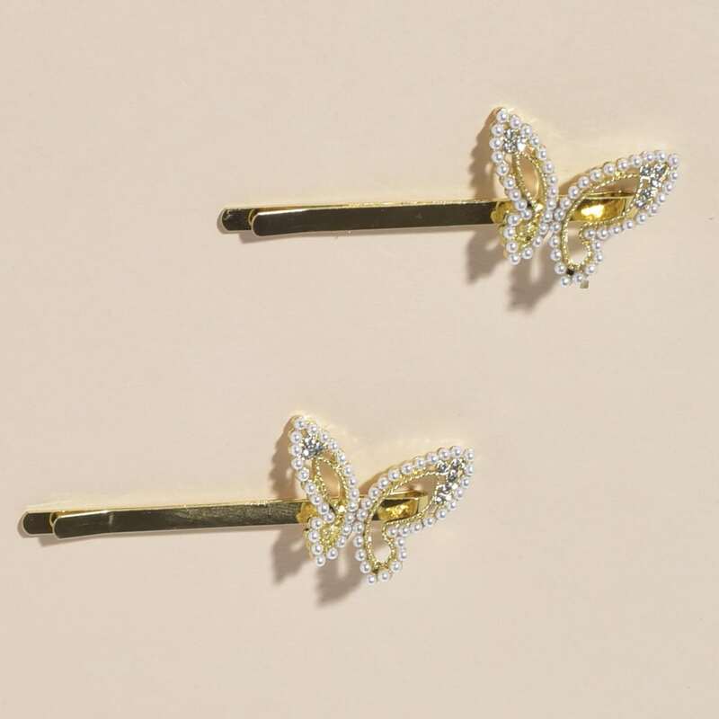 

Faux Pearl Butterfly Hair Clip, Multicolor