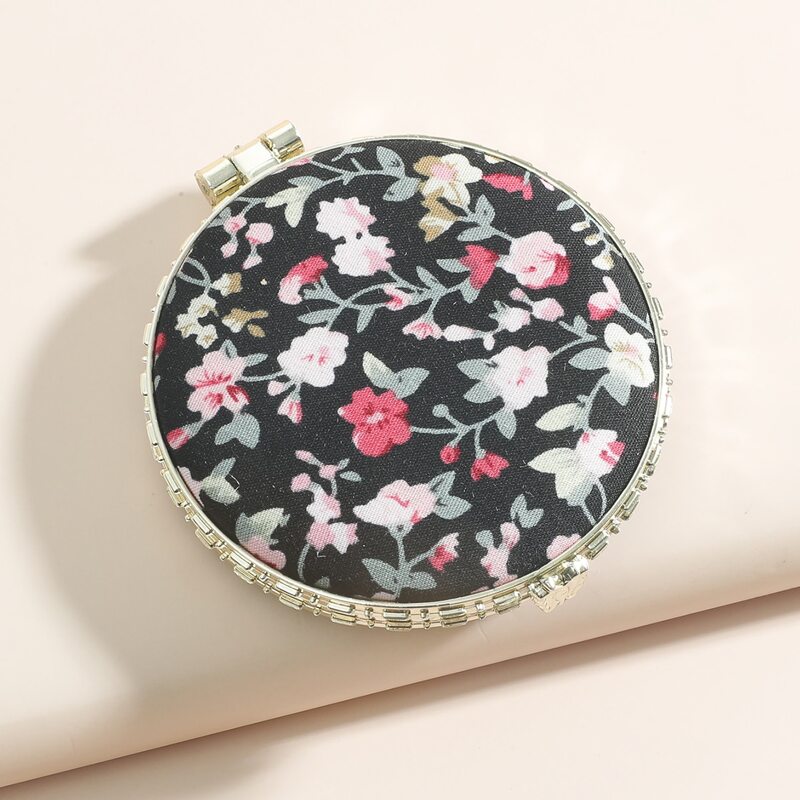 

Floral Pattern Foldable Makeup Mirror, Multicolor