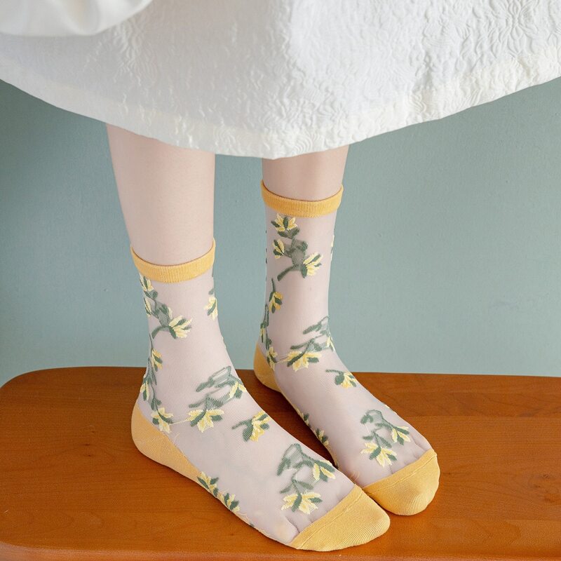 

Floral Mesh Crew Socks, Yellow