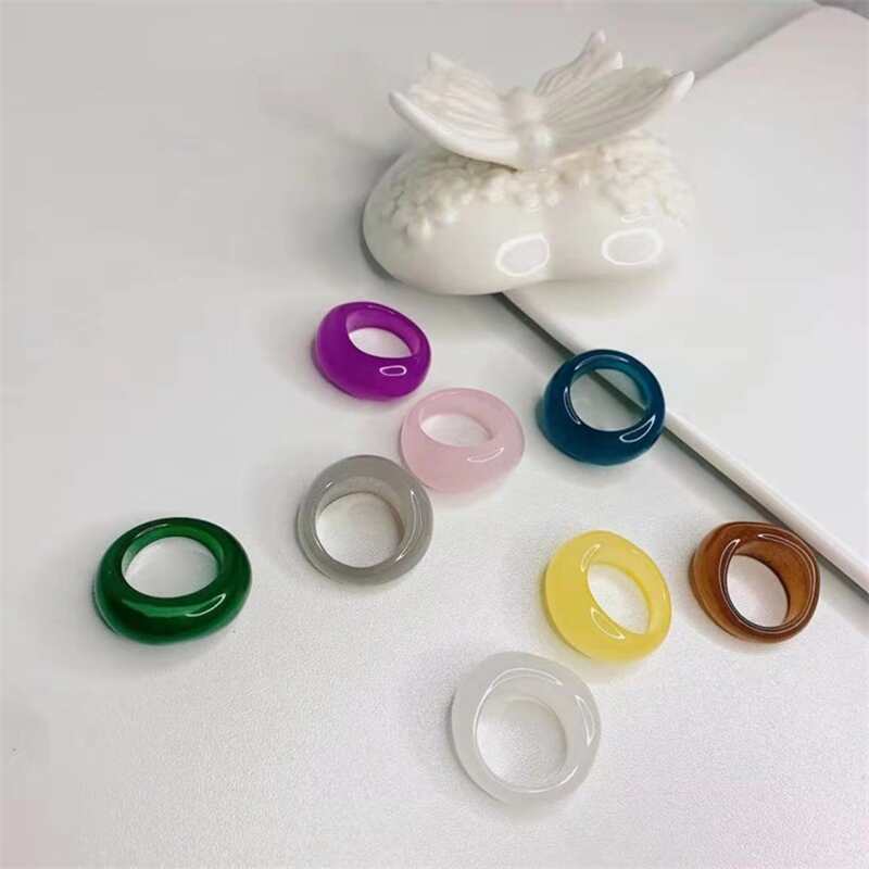

1pc Random Resin Ring, Multicolor