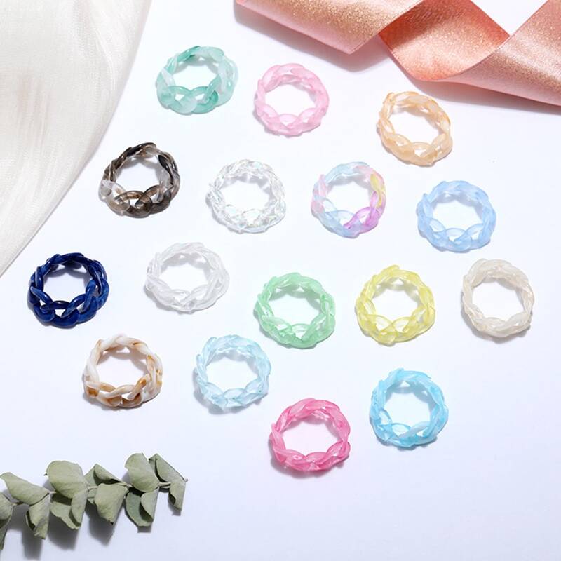 

1pc Random Clear Chain Ring, Multicolor