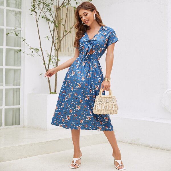 

Ditsy Floral Print Tie Front Peekaboo Dress, Blue