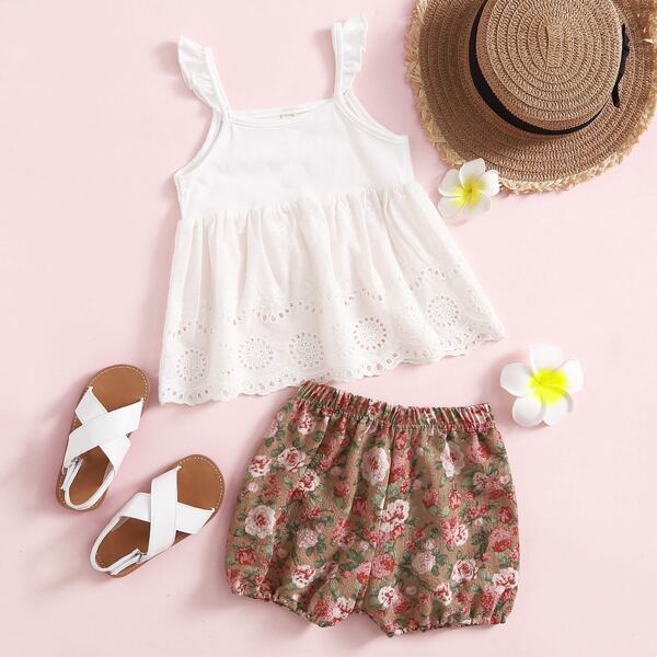 

Baby Girl Contrast Schiffy Ruffle Top With Floral Shorts, Multicolor