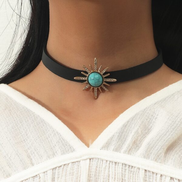 

Turquoise Decor Choker, Blue