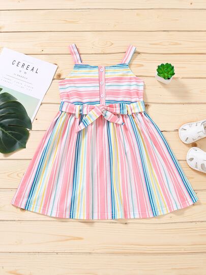 فستان كامي بحزام وبأزرار امامي مخطط للبنات الصغار