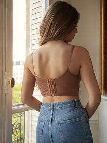 鉤和鉤眼開襟後短版吊帶上衣 - 鏽棕色 - 查看 2