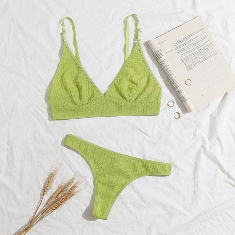 

Solid Textured Lingerie Set, Green