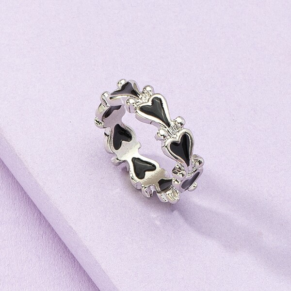 

Heart Detail Ring, Silver