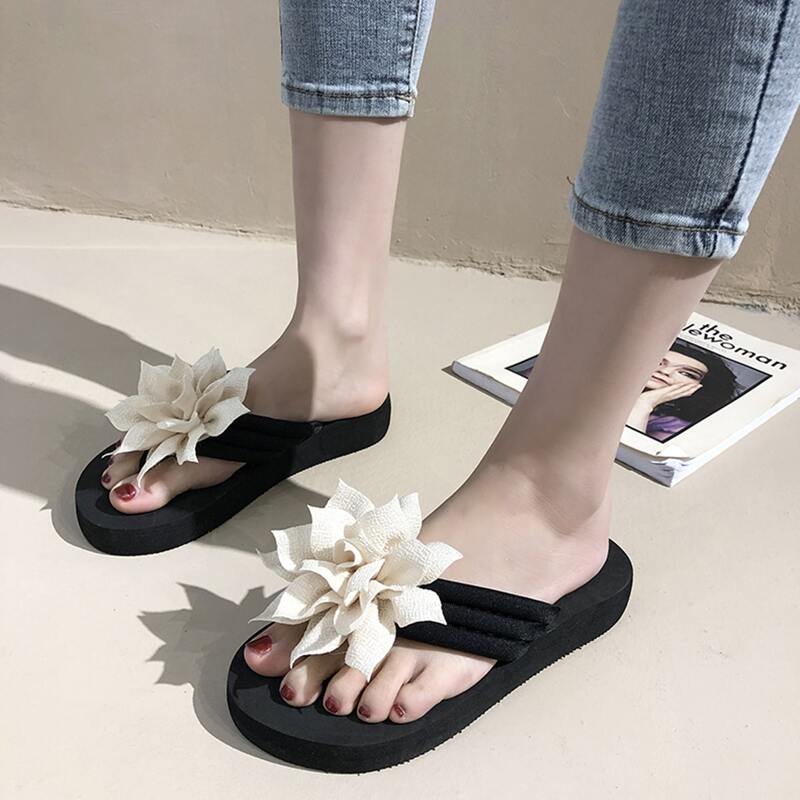 

Floral Flip Flops, Beige