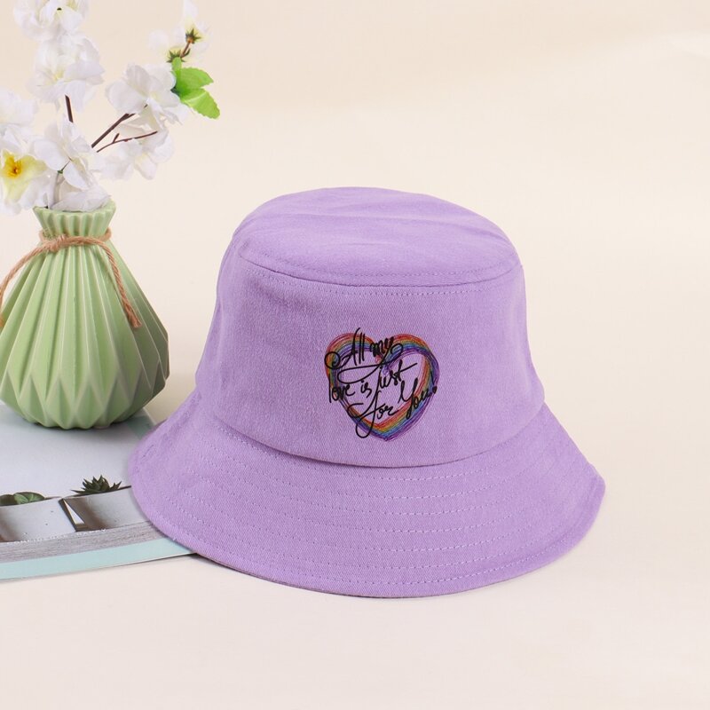 

Heart Print Bucket Hat, Purple