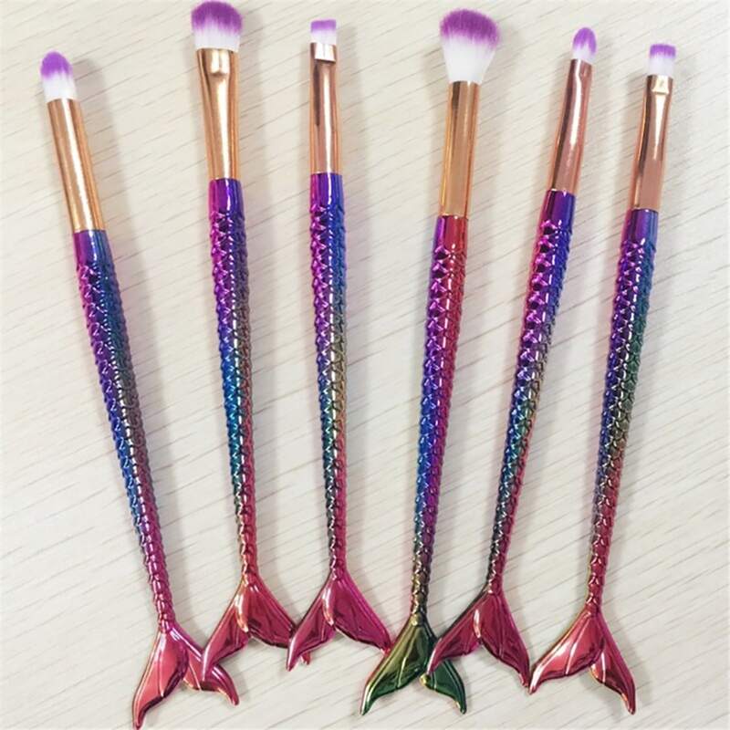 

6pcs Random Fish Tail Makeup Brush Set, Multicolor