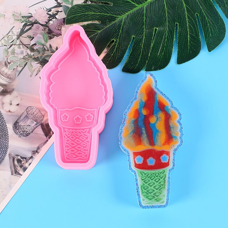

1pc Ice Cream Shaped Cake Mold, Pink