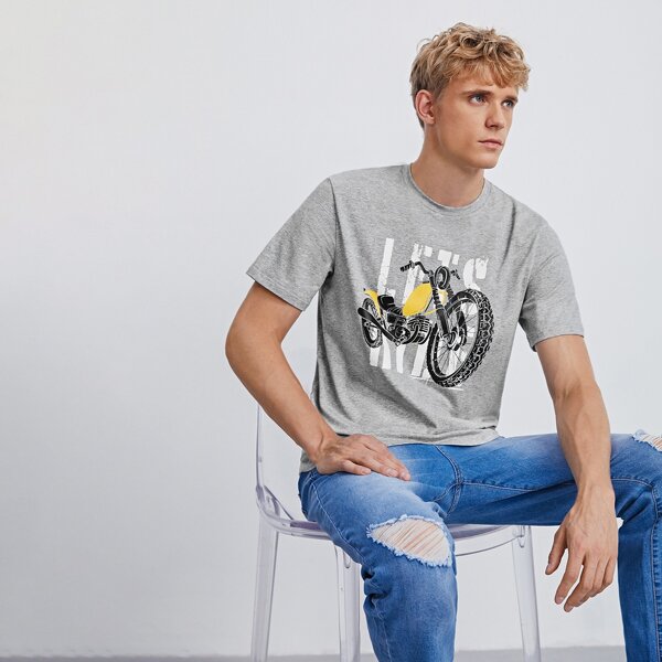 

Men Letter Graphic Print Tee, Light grey