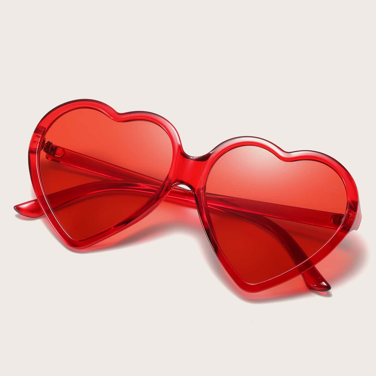 

Heart Frame Tinted Lens Sunglasses
