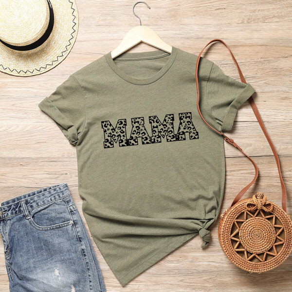 

Plus Letter Graphic Tee, Army green