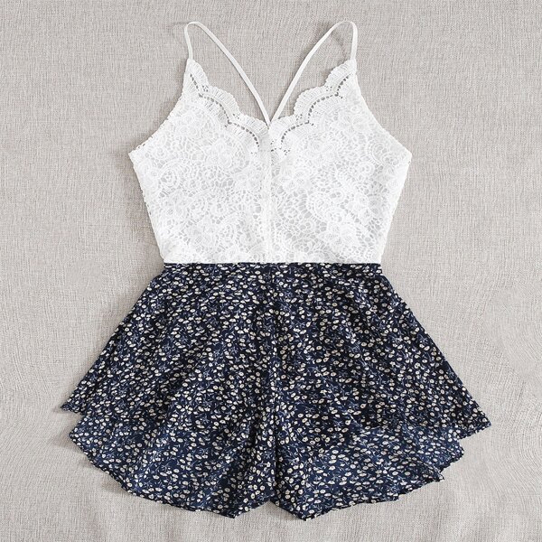 

Plus Ditsy Floral Lace Panel Tie Back Cami Romper, Blue and white