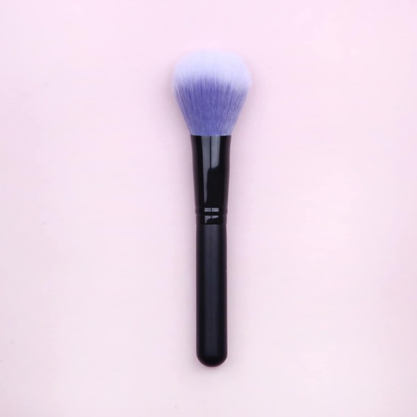 

1pc Blush Brush, Baby blue