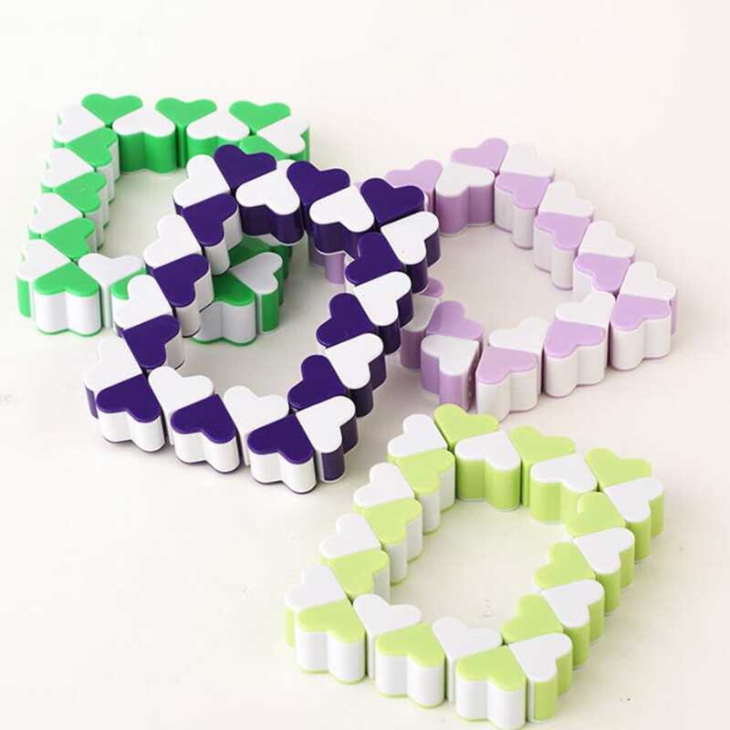 

1pc Random Heart Stress Relief Toy, Multicolor