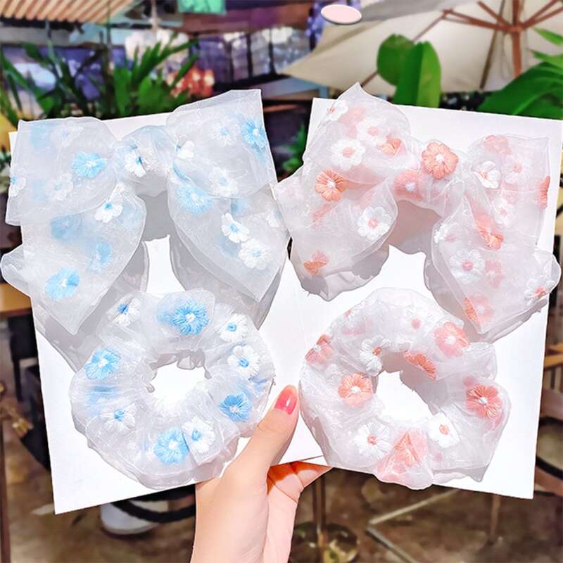 

2pcs Random Flower Scrunchie & Hair Clip, Multicolor