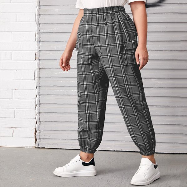 

Plus Plaid Flap Pocket Carrot Pants, Dark grey