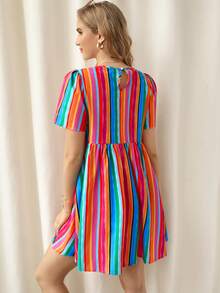 SHEIN Vestido de rayas de arcoíris de espalda con abertura - Multicolor - Ver 2