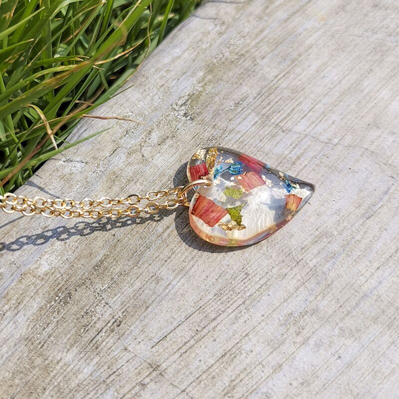 

Heart Pendant Necklace, Red
