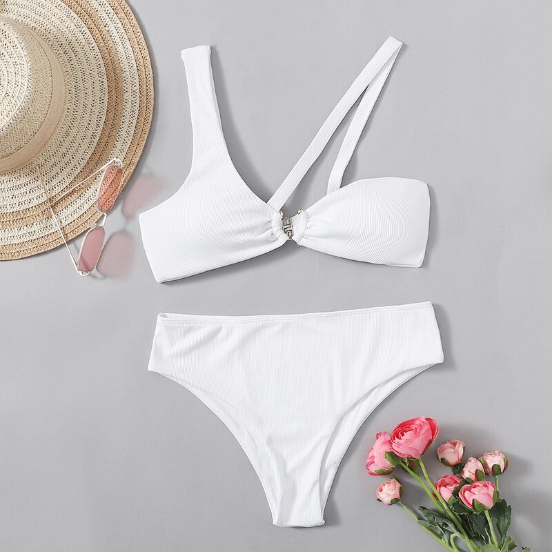 

Ring Decor Asymmetrical Neck Bikini Swimsuit, White