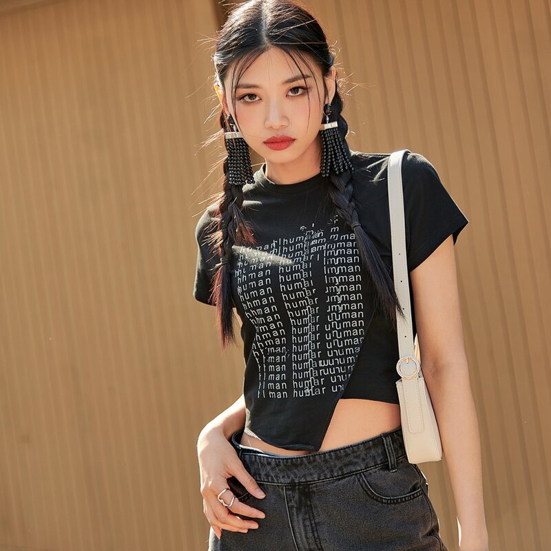 

Slogan Graphic Asymmetric Crop Tee, Black